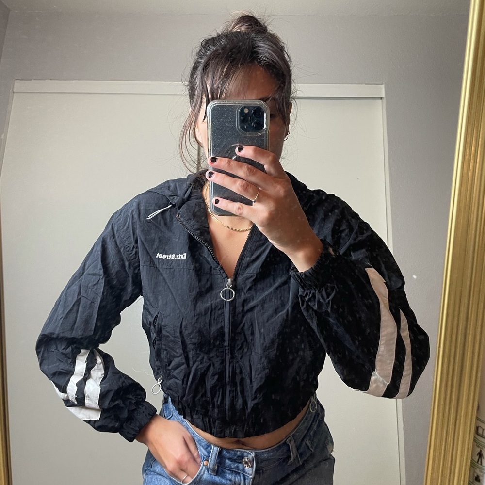 Bershka Size Small Crop wind breaker
